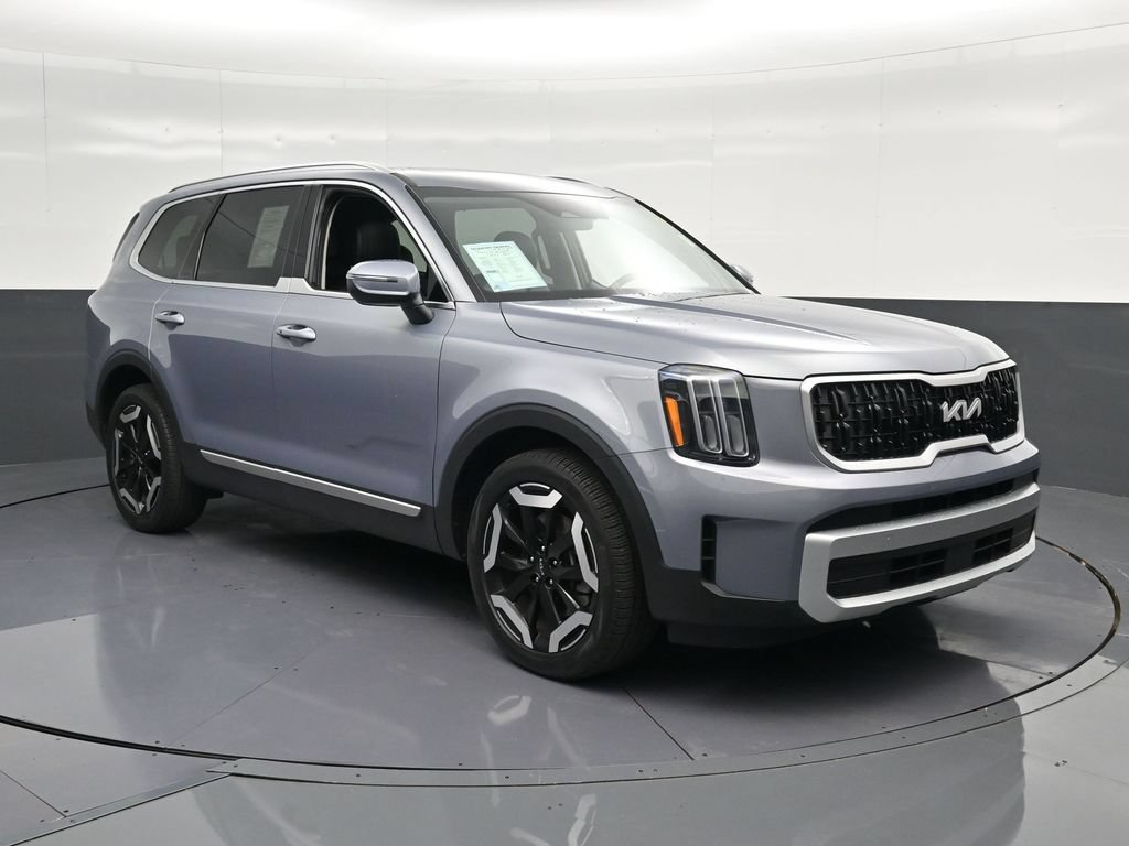 Used 2025 Kia Telluride EX FWD image 5