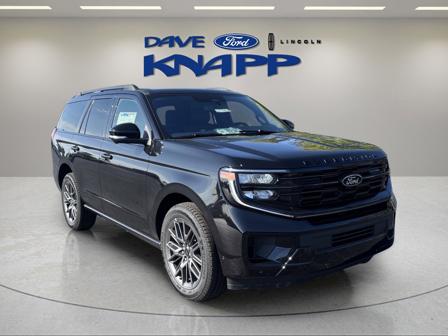 New 2025 Ford Expedition Platinum image 1