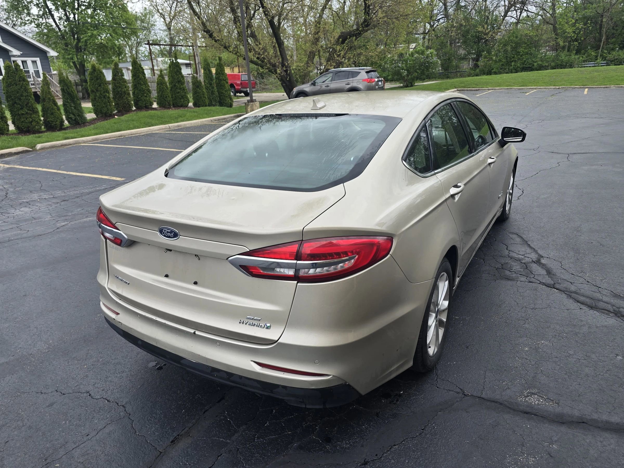 Used 2019 Ford Fusion SE FWD image 15