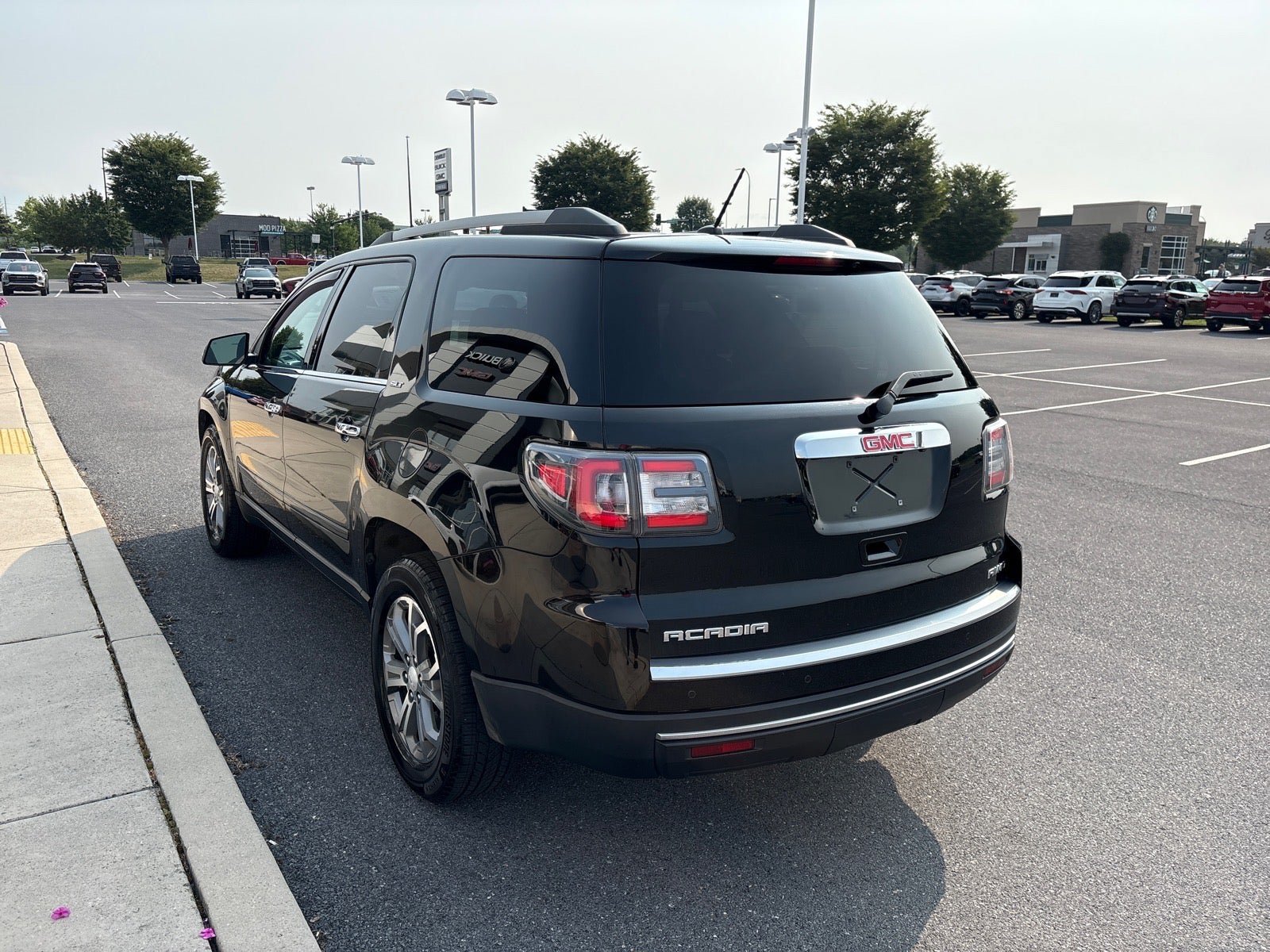 Used 2015 GMC Acadia SLT AWD/4WD image 3