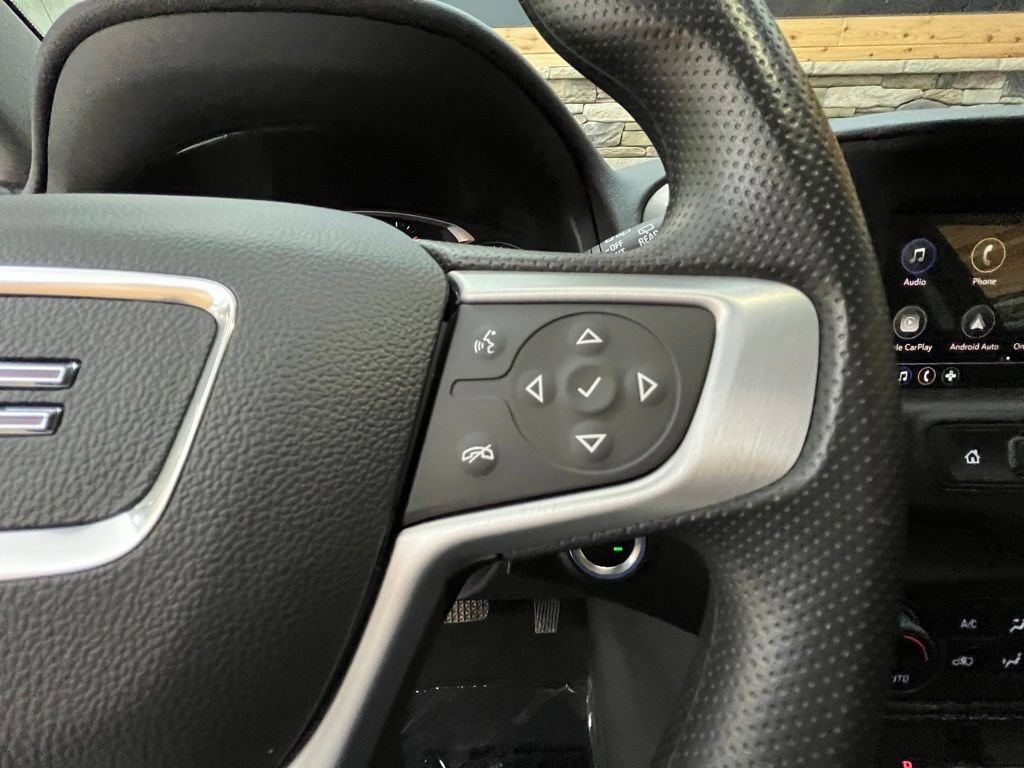 Used 2023 GMC Terrain SLE w/ Driver Convenience Package AWD/4WD image 18