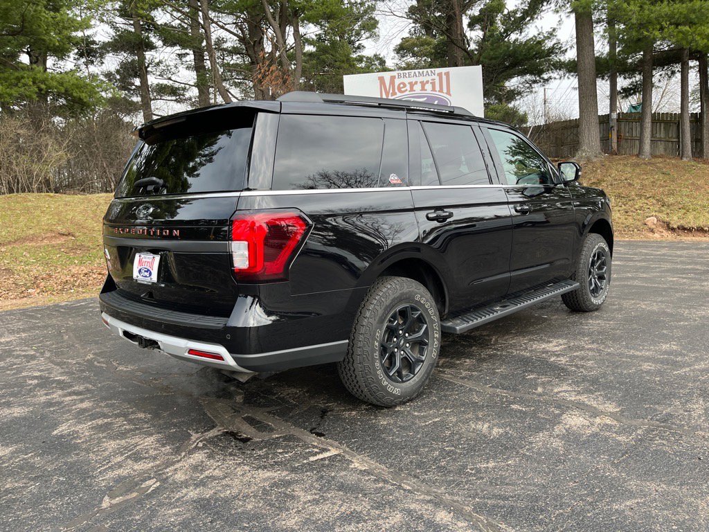 Used 2024 Ford Expedition Timberline AWD/4WD image 6