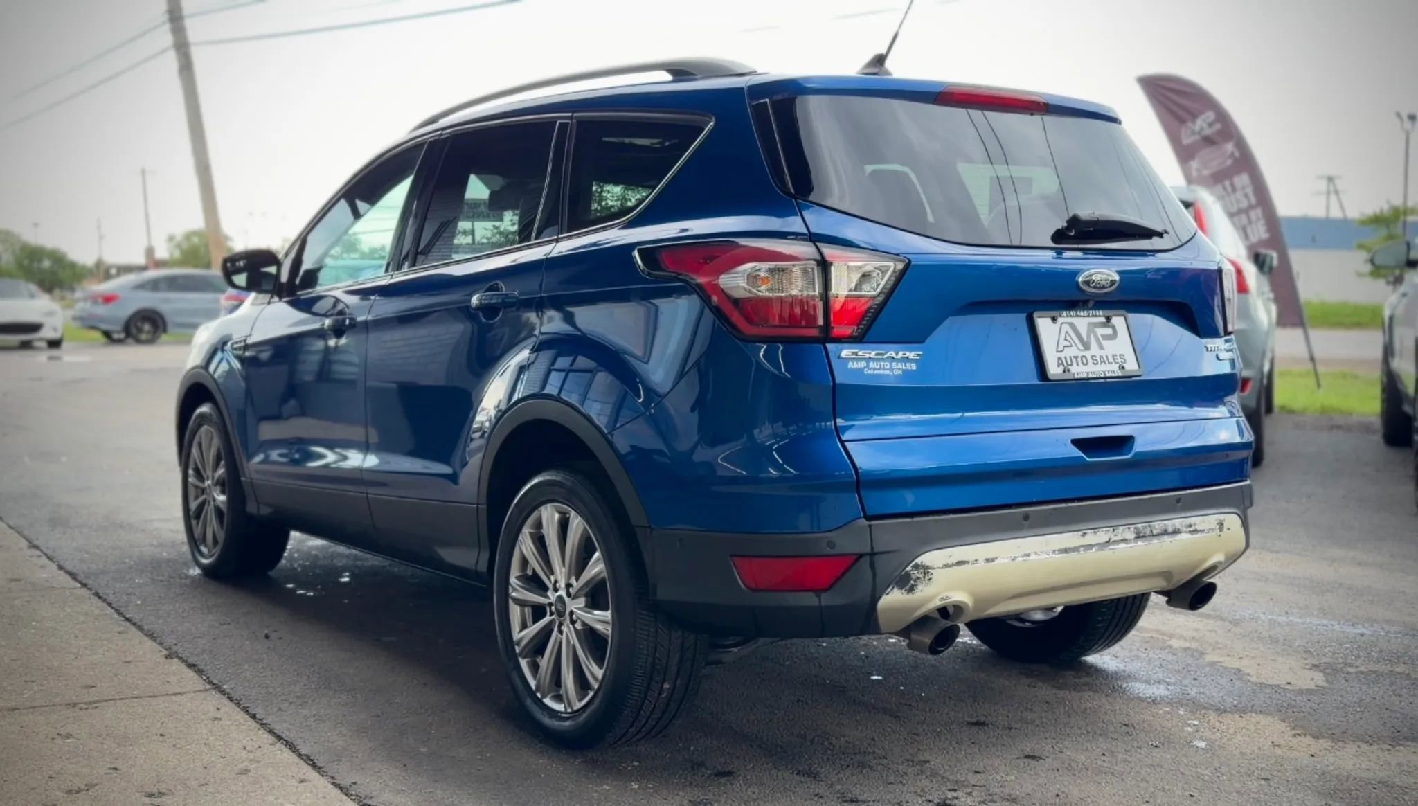Used 2018 Ford Escape Titanium AWD/4WD image 4