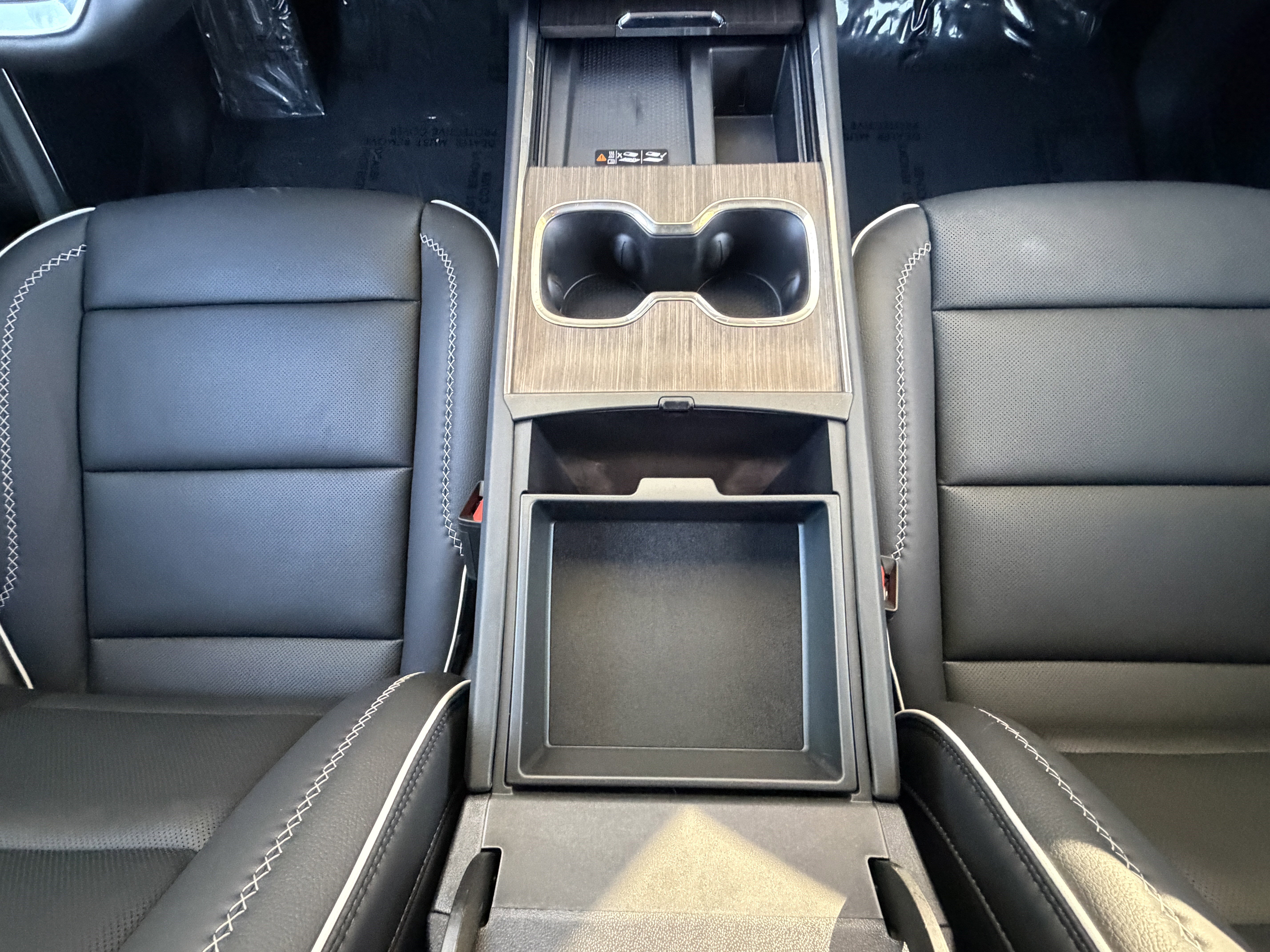 New 2026 GMC Acadia Denali w/ Super Cruise Package image 26