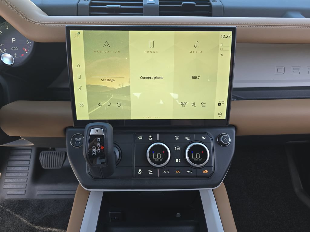 New 2026 Land Rover Defender 110 S AWD/4WD image 20
