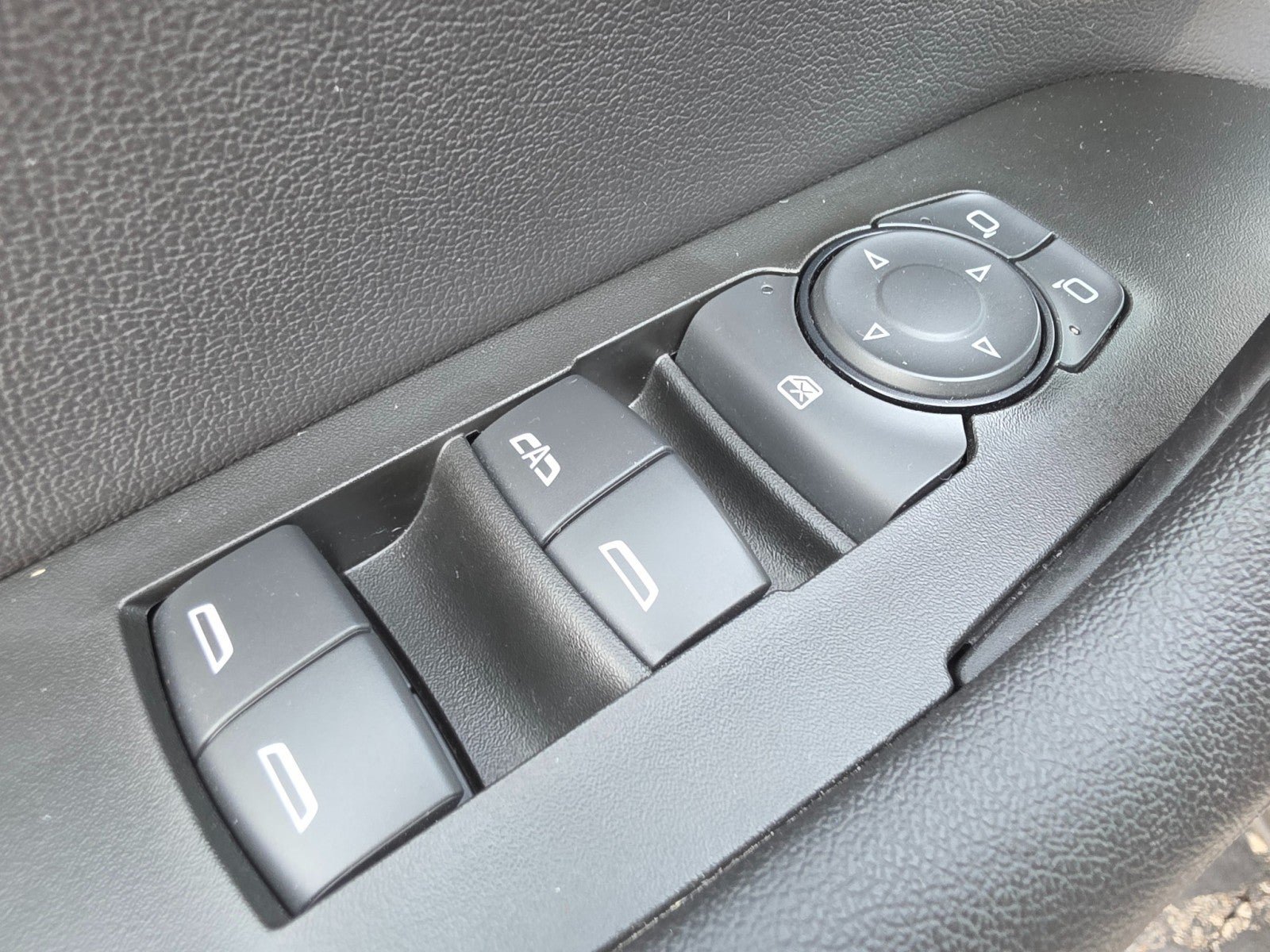 Used 2022 Chevrolet Blazer LT AWD/4WD image 31