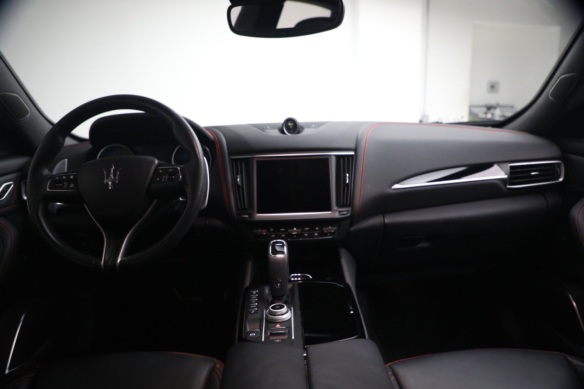 Certified 2023 Maserati Levante GT AWD/4WD image 30