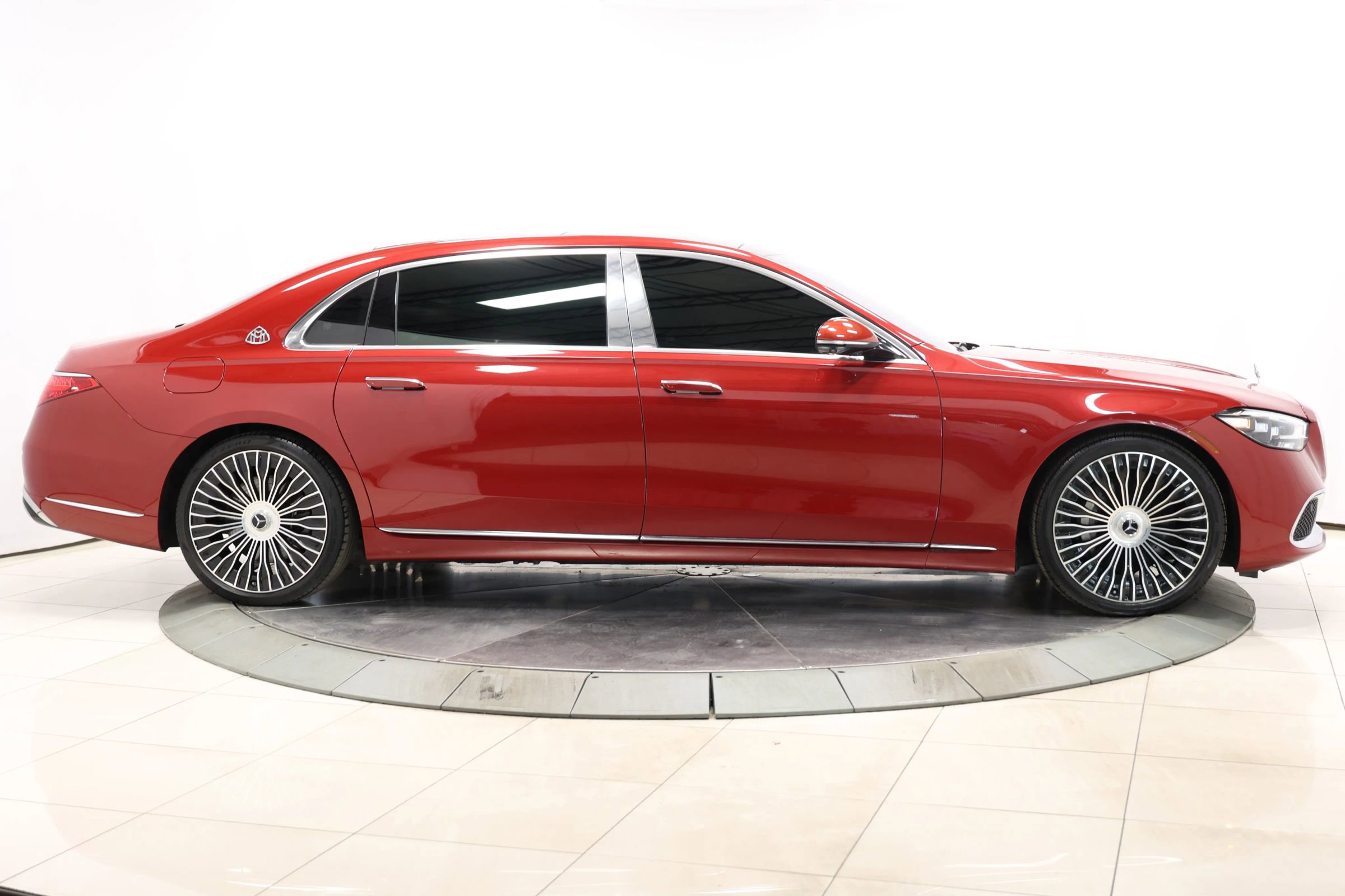 Used 2021 Mercedes-Benz Maybach S 580 4MATIC image 93
