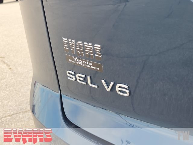 Used 2022 Volkswagen Atlas Cross Sport SEL Premium R-Line AWD/4WD image 4