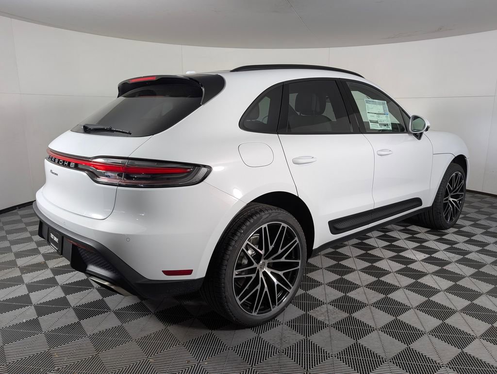 New 2026 Porsche Macan image 7