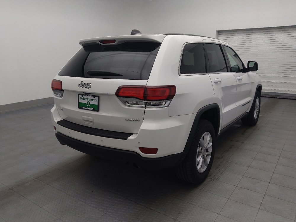 Used 2022 Jeep Grand Cherokee Laredo E AWD/4WD image 9