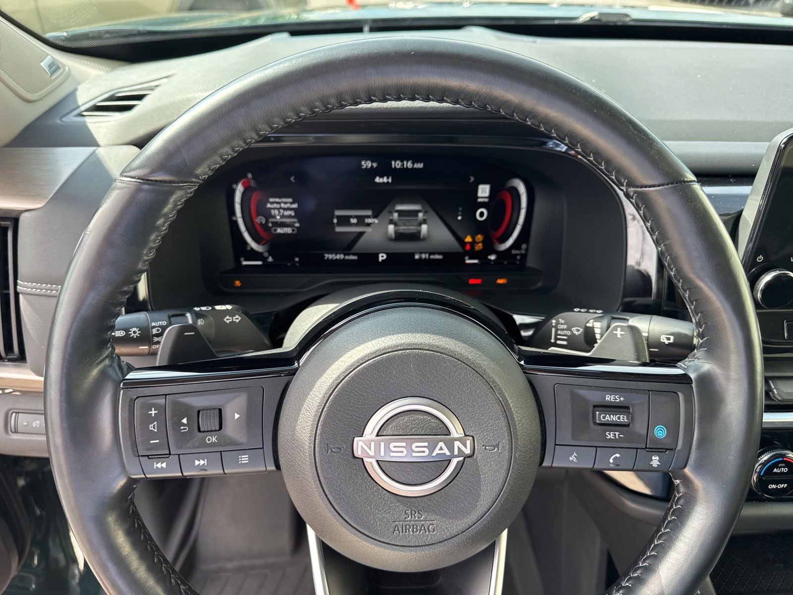 Used 2022 Nissan Pathfinder Platinum w/ Lighting Package (N93) AWD/4WD image 33
