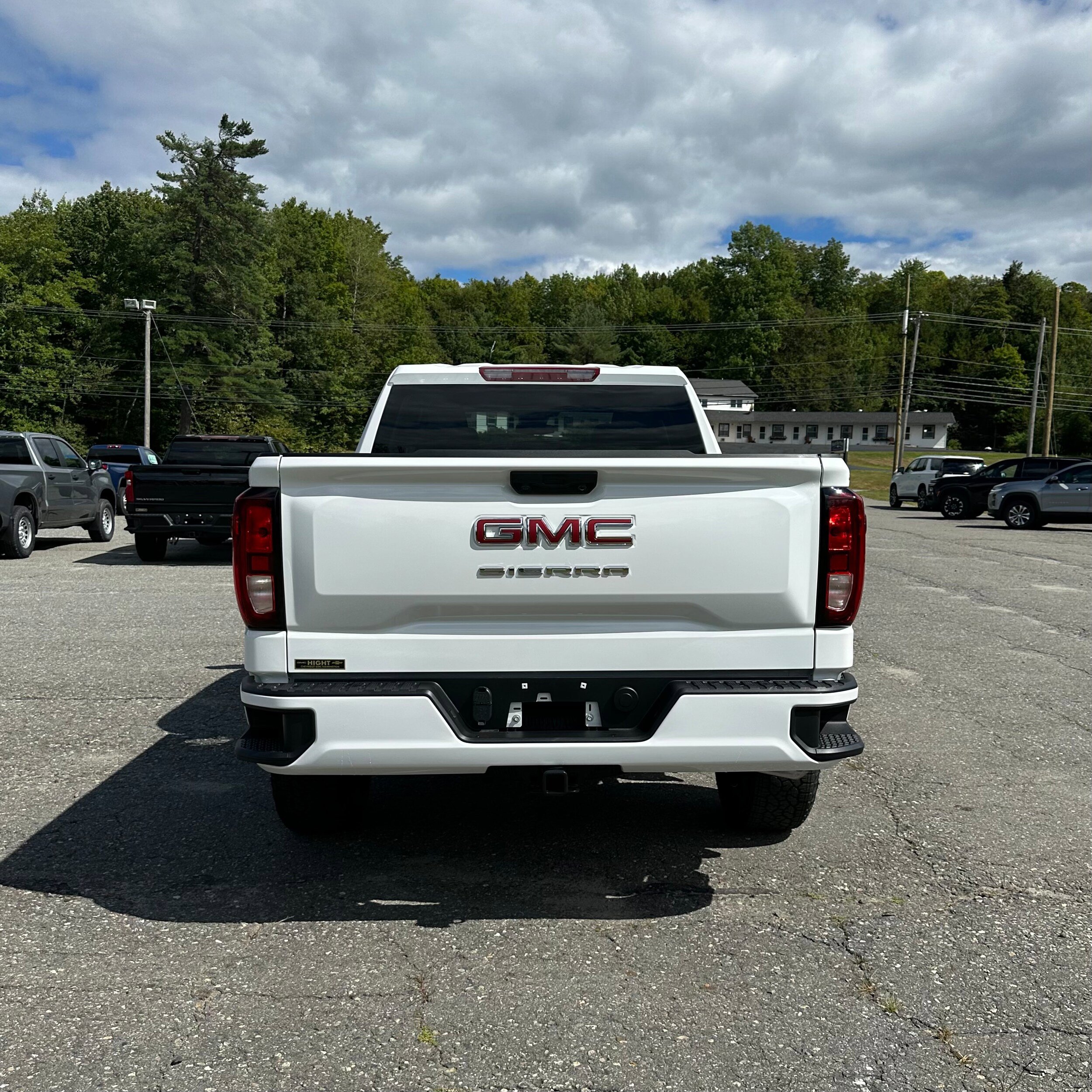New 2026 GMC Sierra 1500 Pro w/ Graphite Edition AWD/4WD image 4
