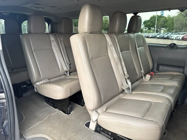 Used 2014 Nissan NV 3500 SL w/ Technology Package RWD image 7