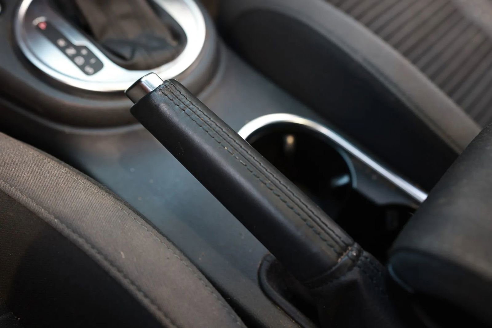 Used 2014 Volkswagen Beetle R-Line image 39