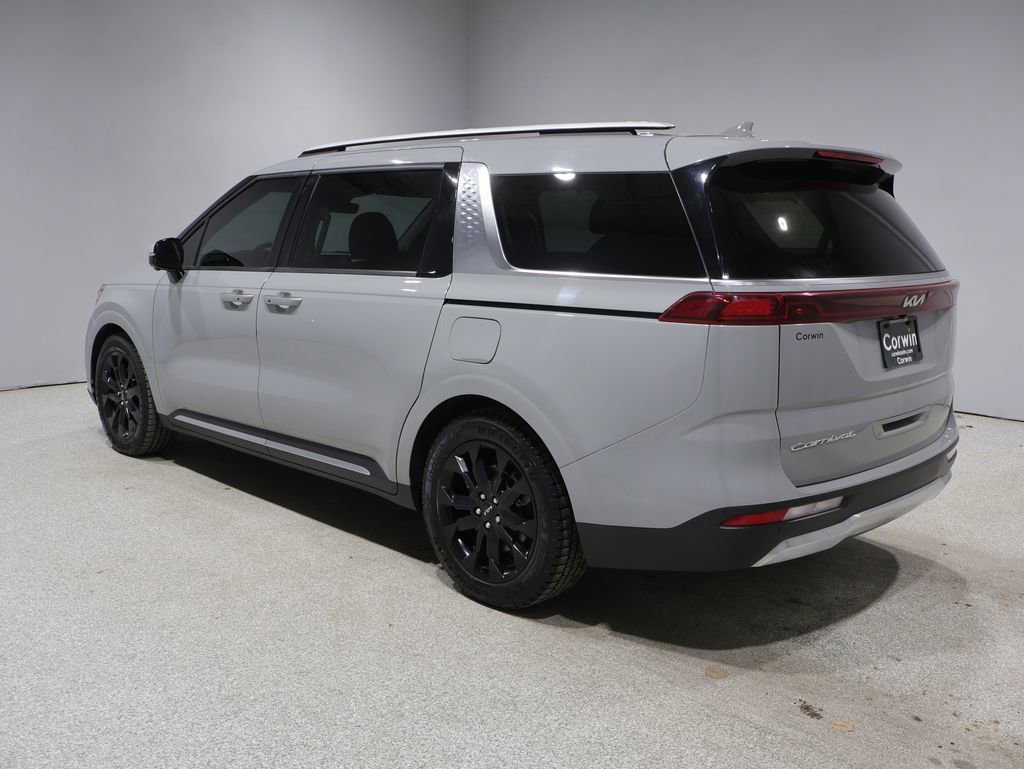 Used 2022 Kia Carnival SX Prestige FWD image 4
