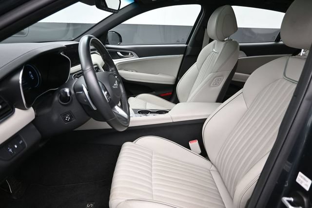 Used 2023 Genesis G70 2.0T w/ Sport Prestige Package RWD image 28