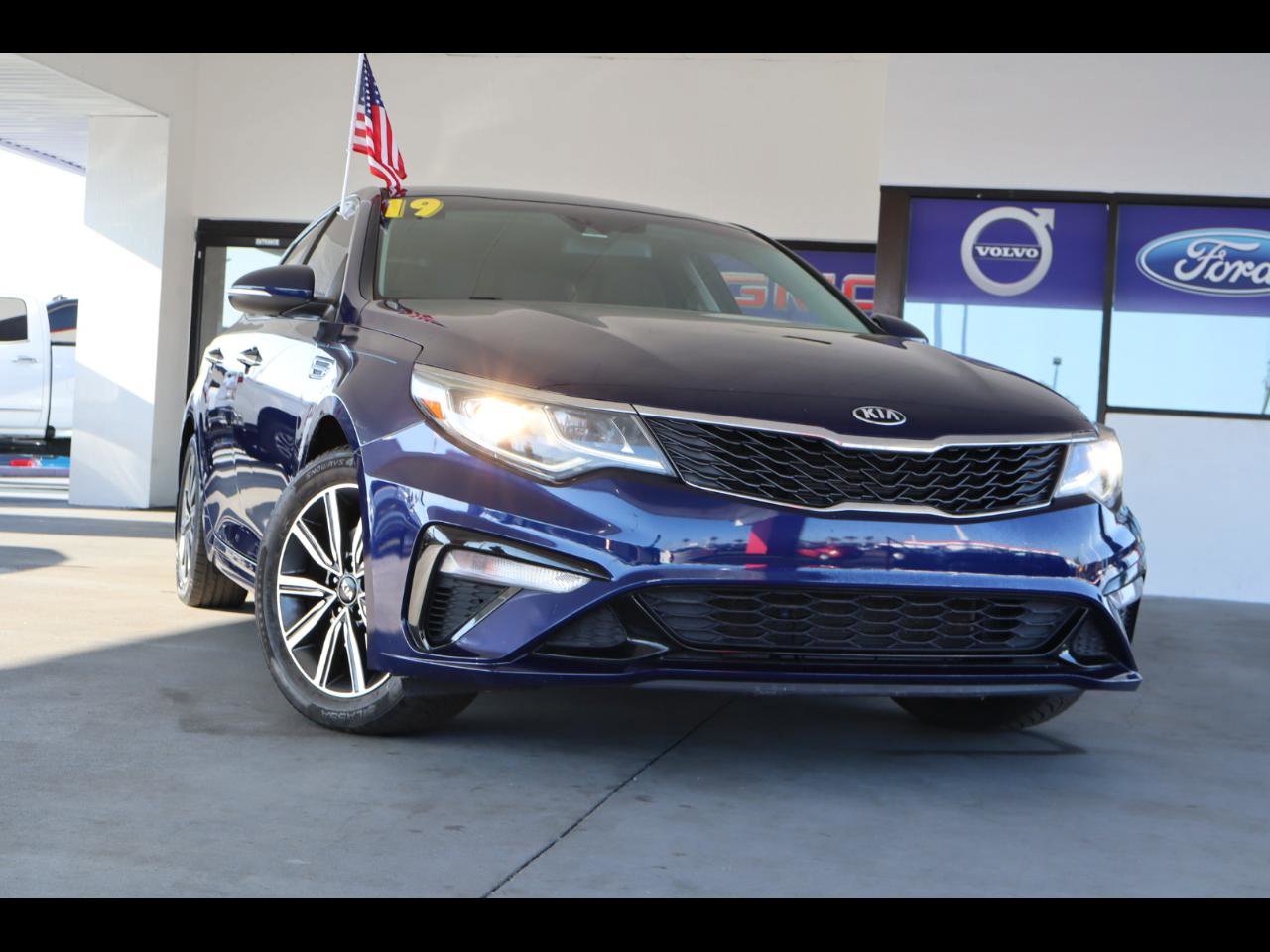 Used 2019 Kia Optima LX w/ LX 17" Wheel Package image 1