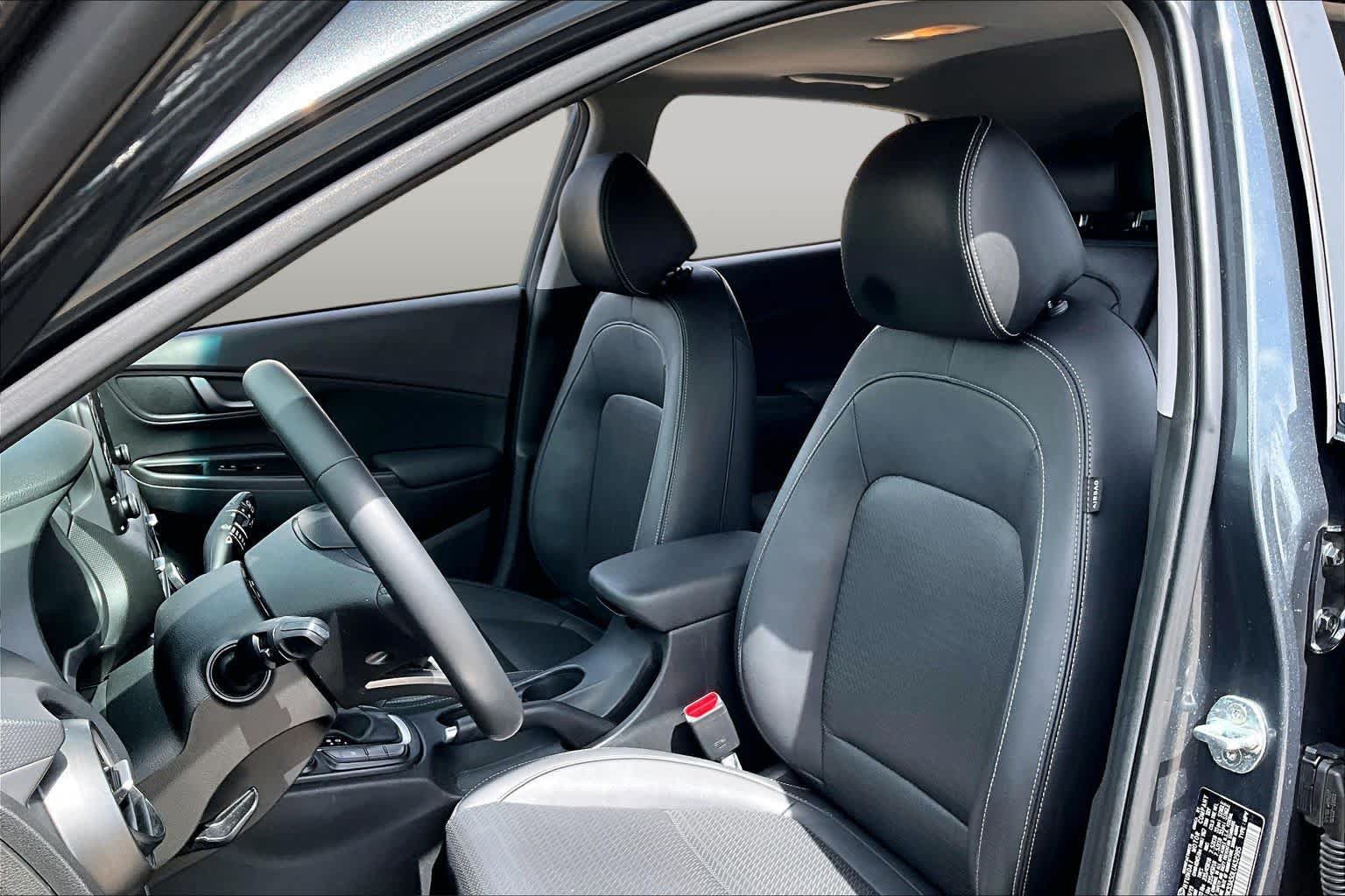 Used 2020 Hyundai Kona Limited FWD image 8