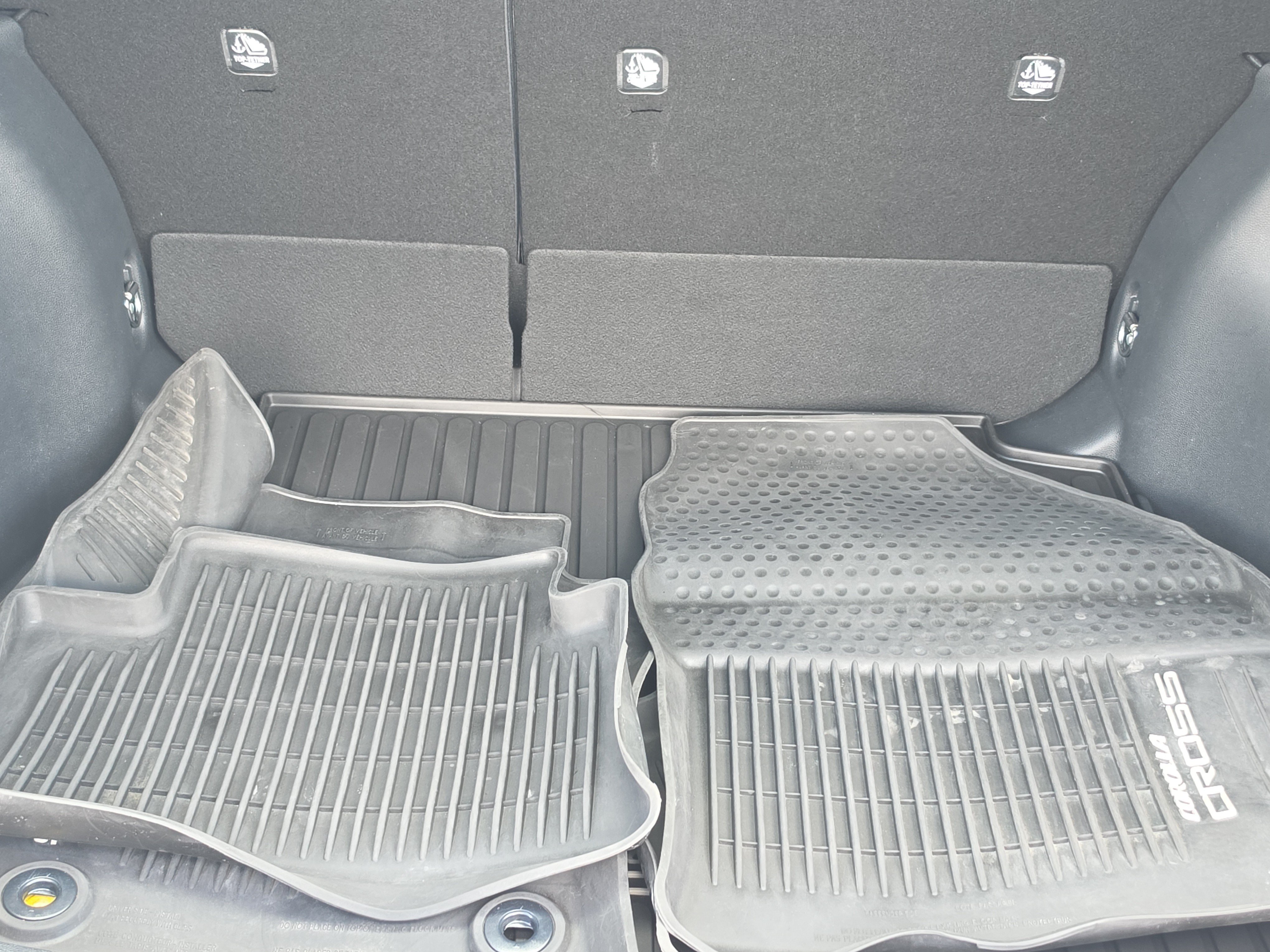 Used 2025 Toyota Corolla Cross L FWD image 9