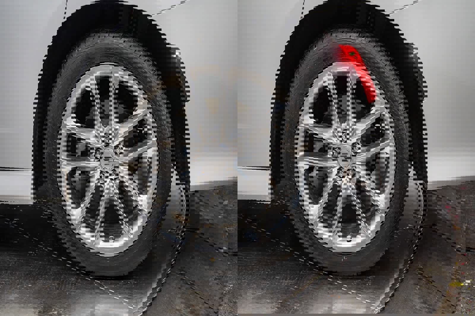 Used 2023 Dodge Charger GT image 9