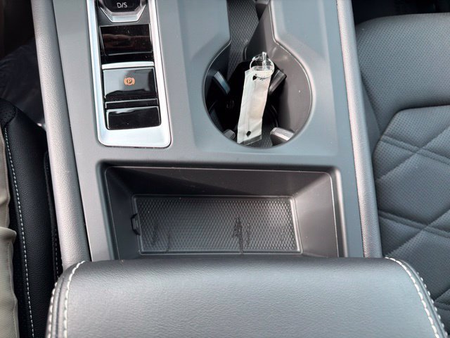 Certified 2025 Volkswagen Atlas SE AWD/4WD image 9