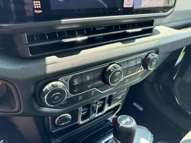 New 2026 Jeep Wrangler Unlimited Sport AWD/4WD image 23