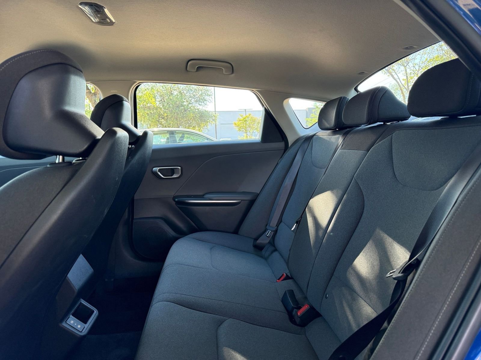Used 2025 Kia K4 FWD image 28