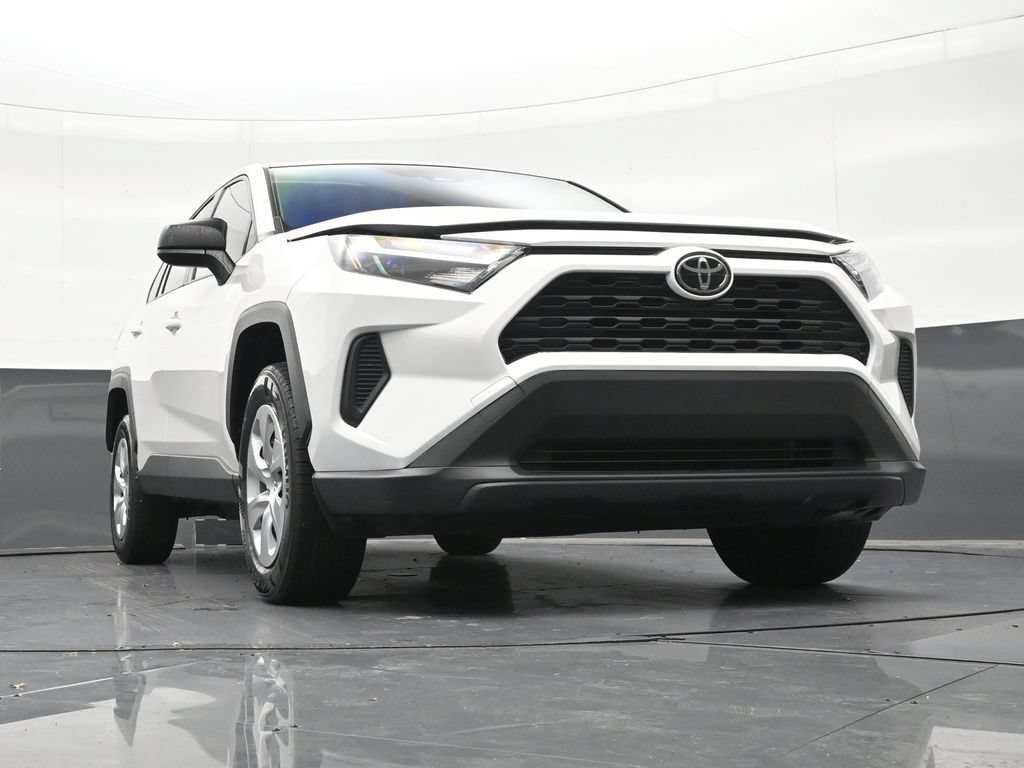 Used 2023 Toyota RAV4 LE FWD image 24