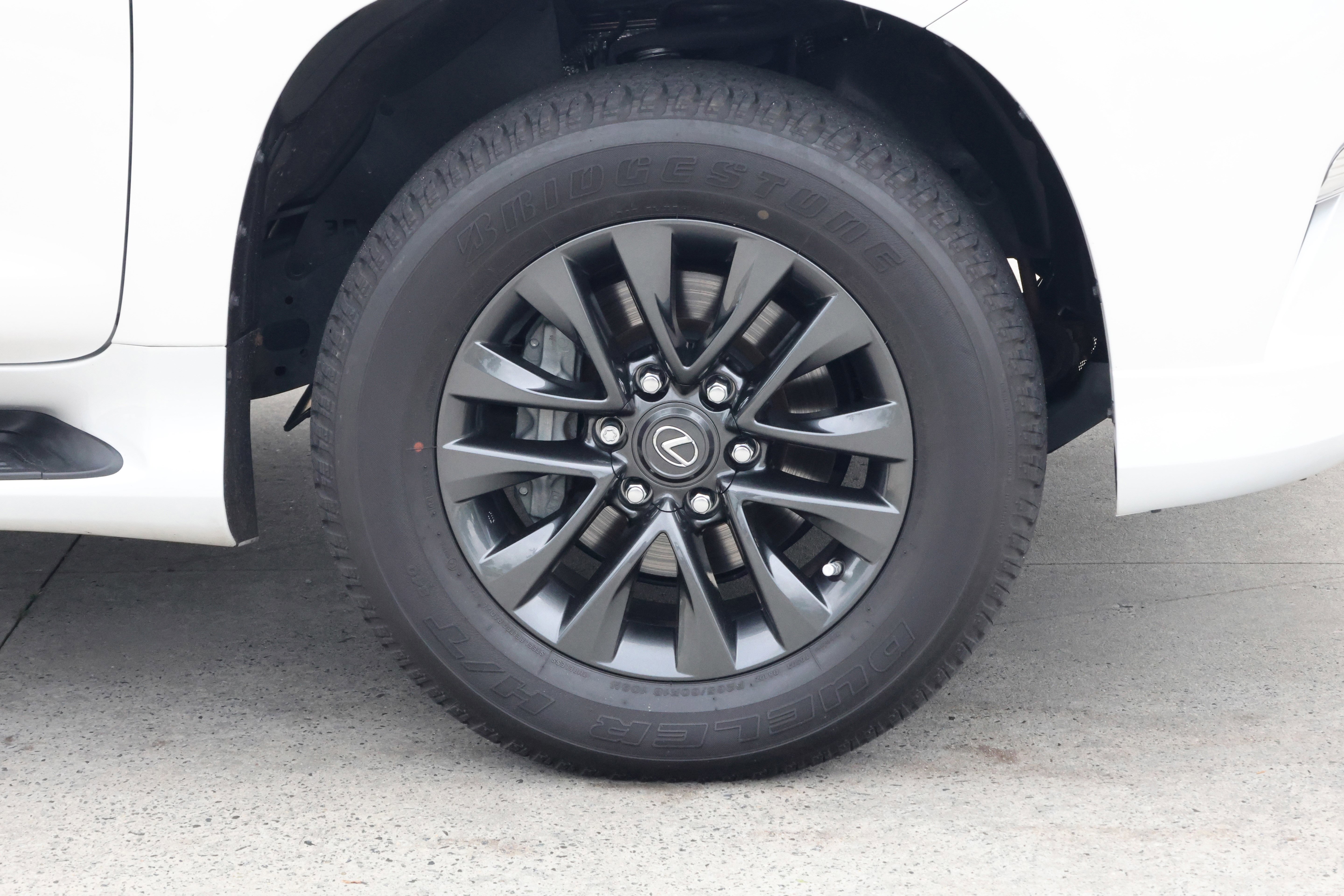 Used 2023 Lexus GX 460 Premium AWD/4WD image 11