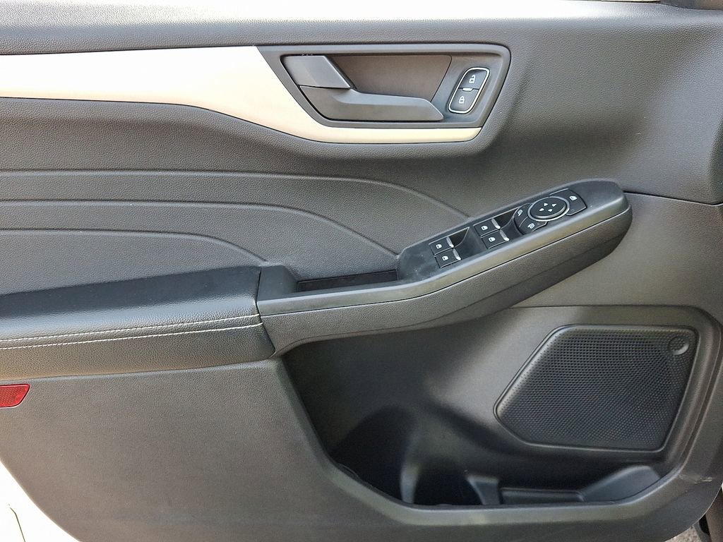 Used 2022 Ford Escape SE w/ Convenience Package image 12