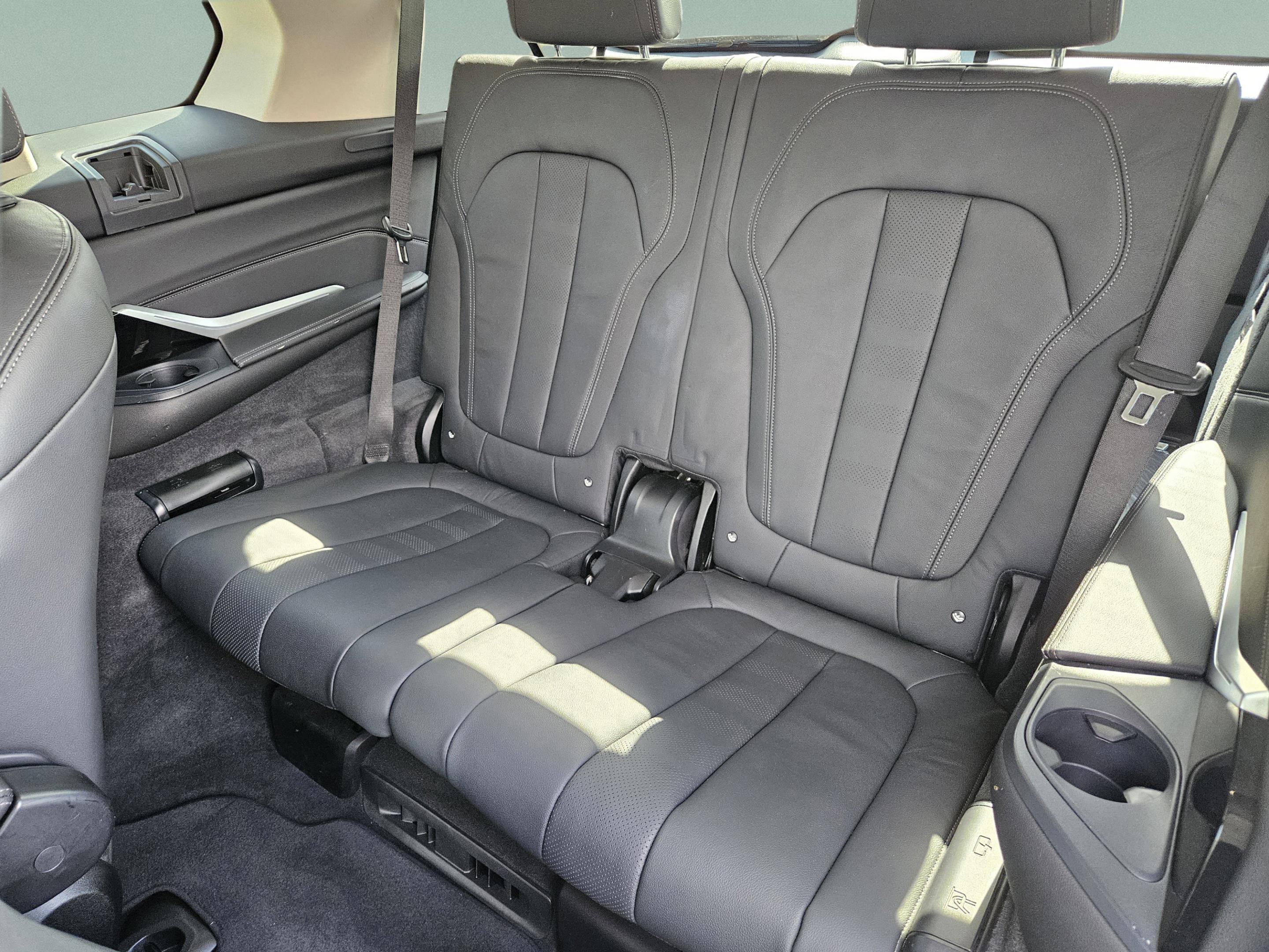 Used 2019 BMW X7 xDrive40i image 32