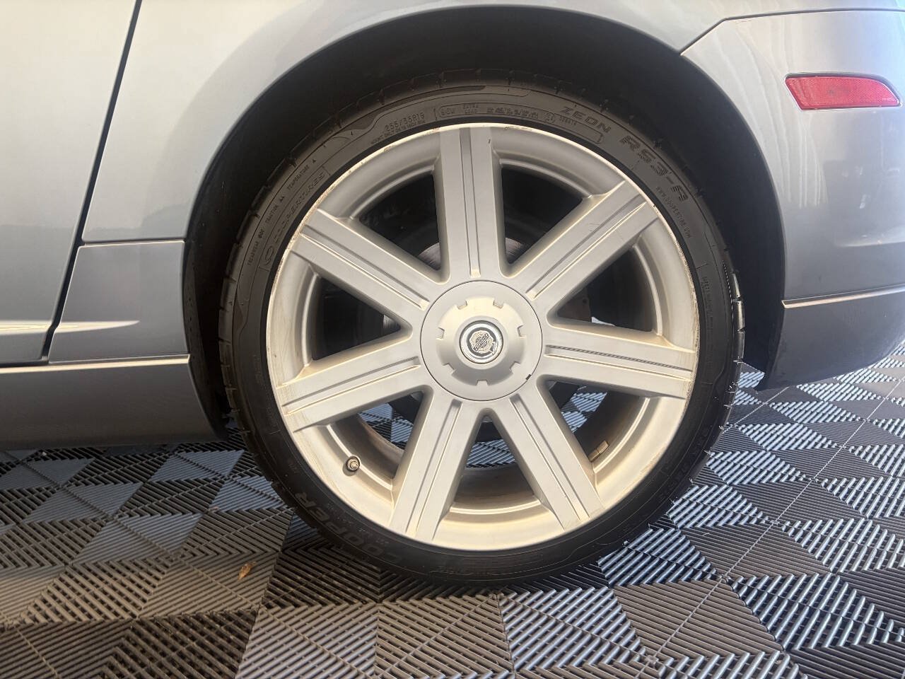 Used 2004 Chrysler Crossfire Coupe RWD image 20