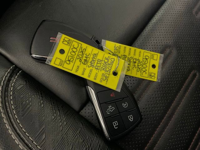 Used 2025 GMC Sierra 2500 AT4X image 48