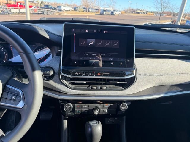 Used 2024 Jeep Compass Latitude image 20