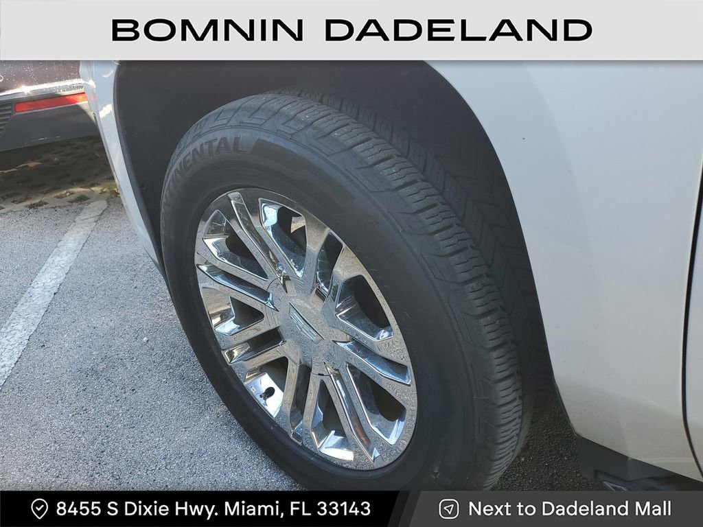 Used 2020 Cadillac Escalade 2WD image 10