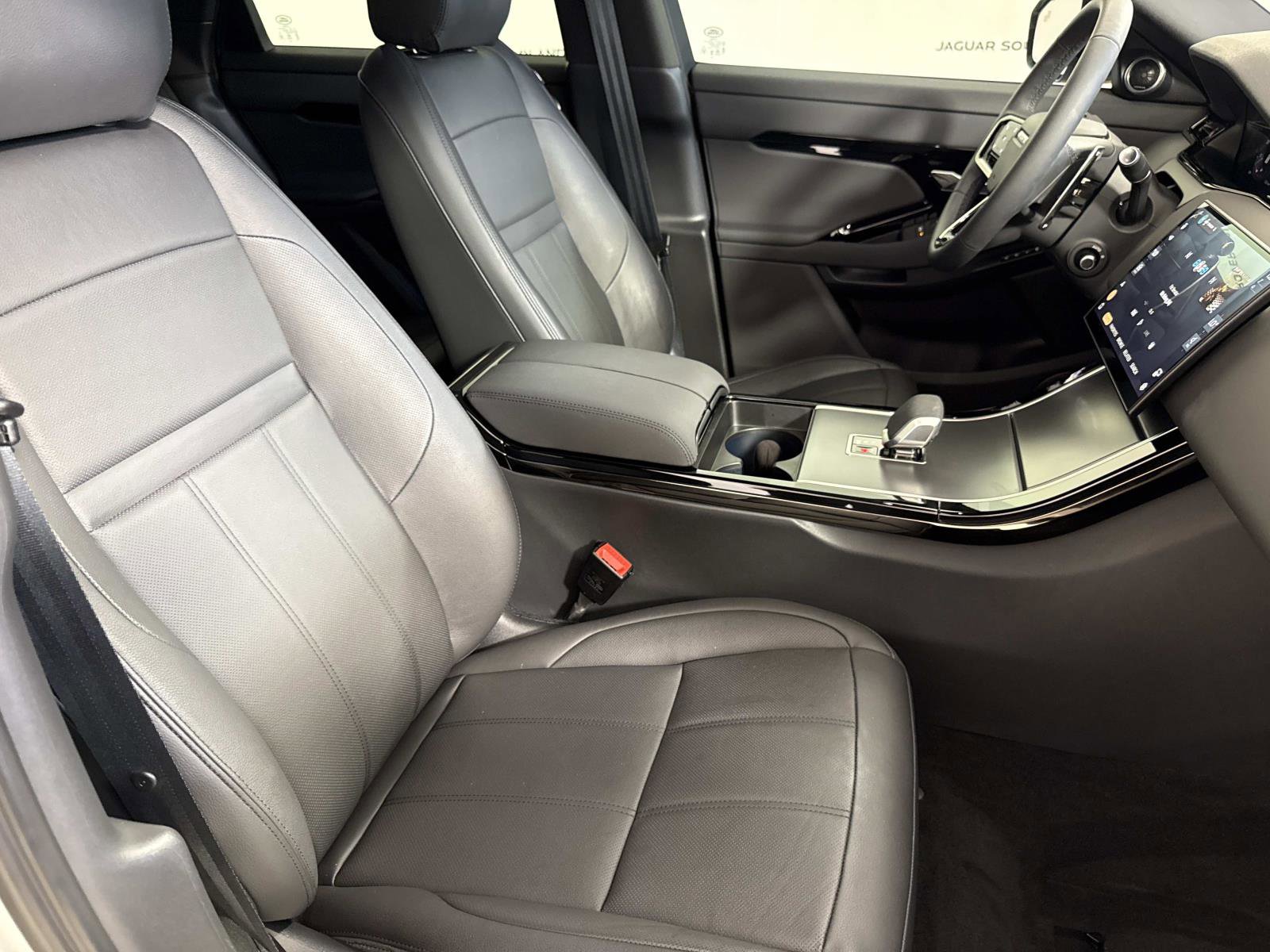Used 2026 Land Rover Range Rover Evoque S AWD/4WD image 10