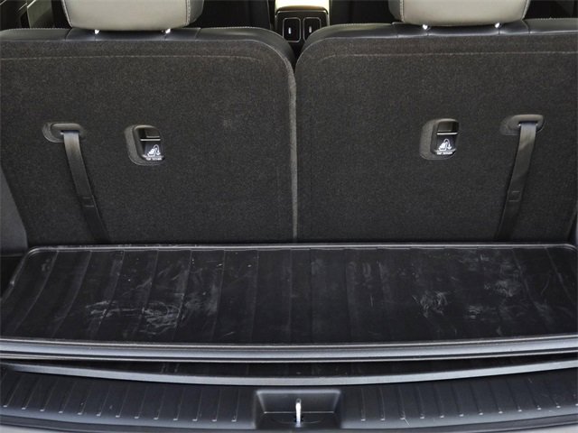 Certified 2025 Kia Sorento EX image 9