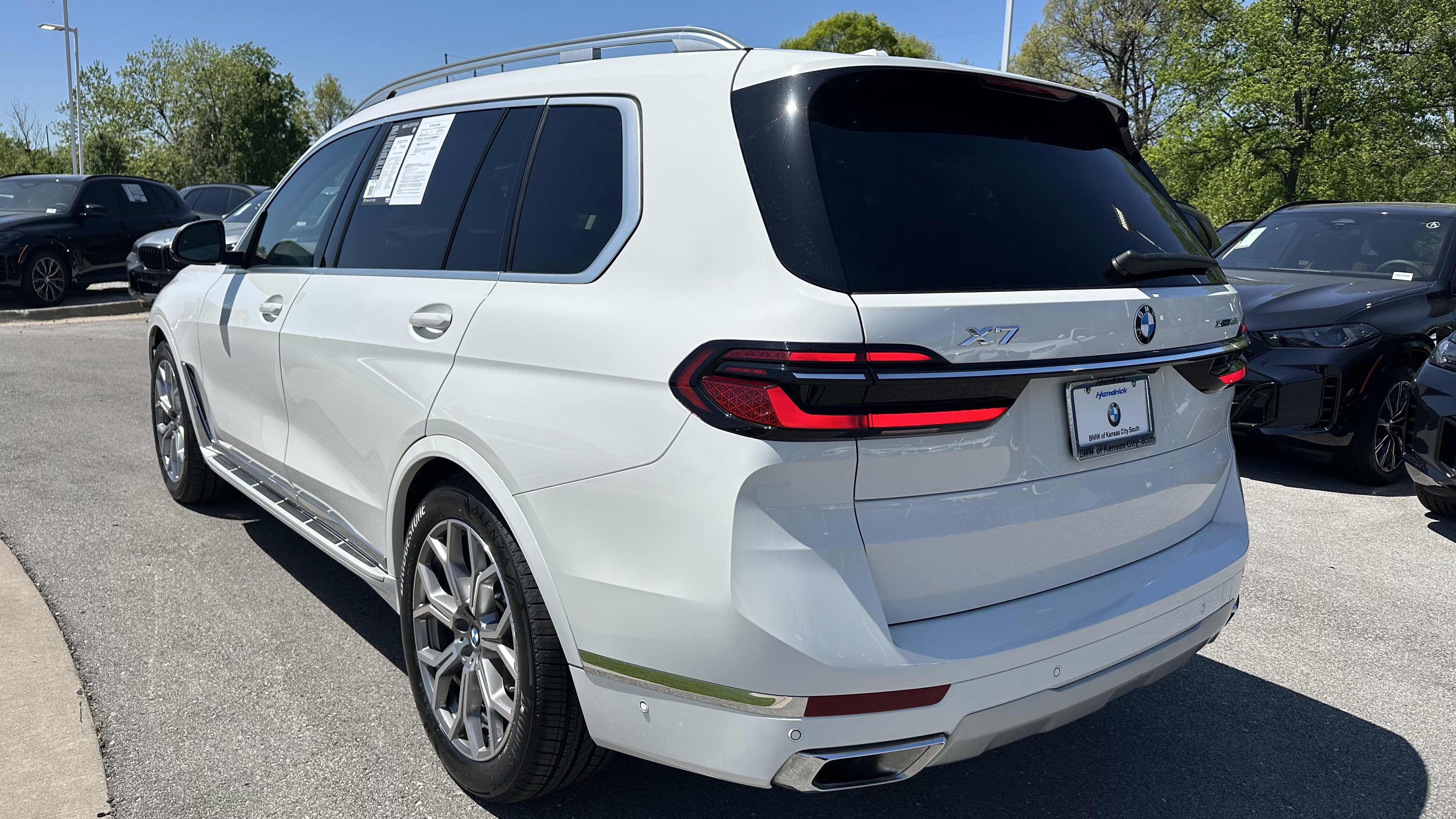 Certified 2026 BMW X7 xDrive40i AWD/4WD image 8