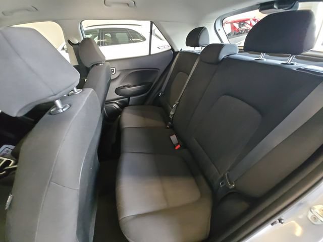 Used 2020 Hyundai Venue SE FWD image 22