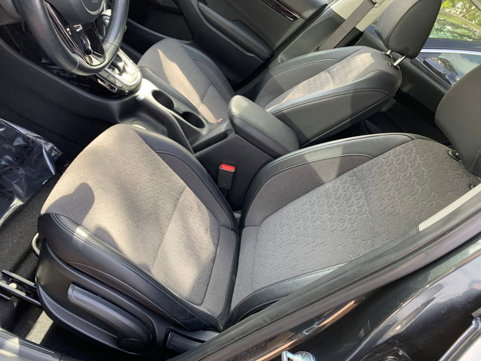 Used 2025 Kia Seltos S image 36