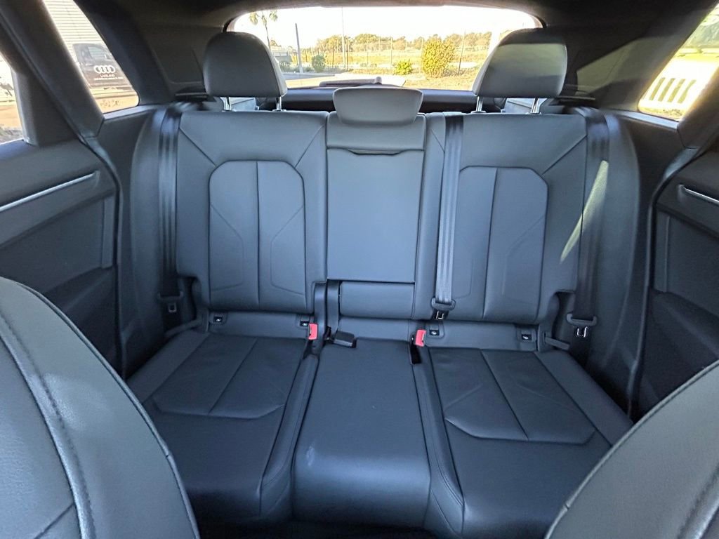 Used 2021 Audi Q3 2.0T Premium image 14