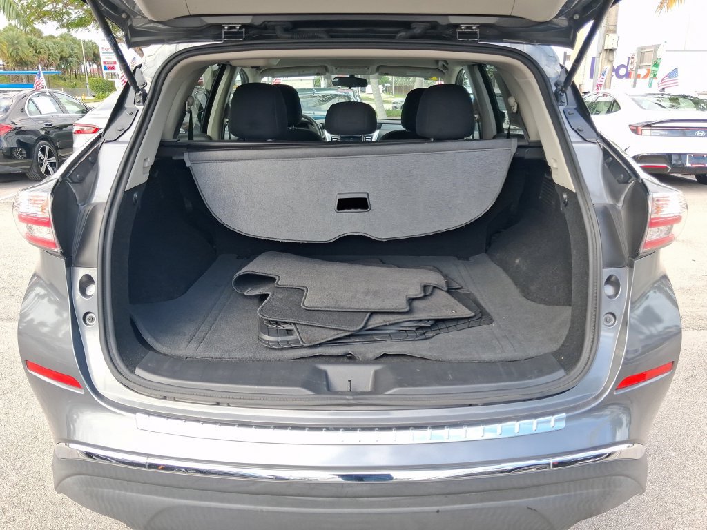 Used 2017 Nissan Murano S w/ Navigation Package FWD image 12