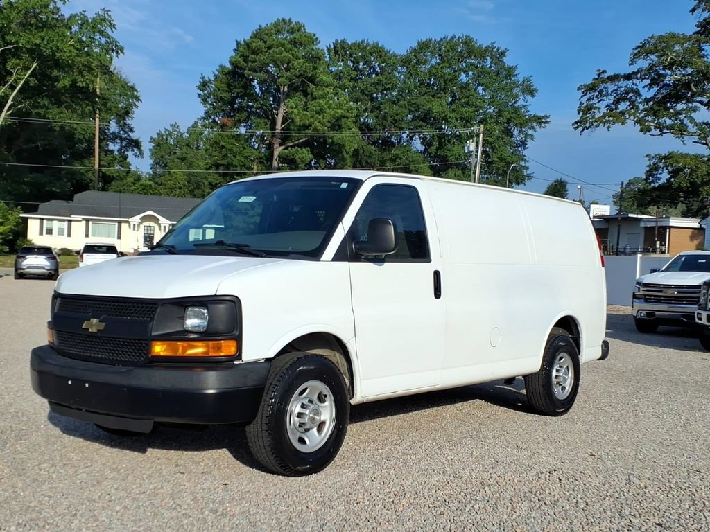 Used 2016 Chevrolet Express 2500 RWD image 3