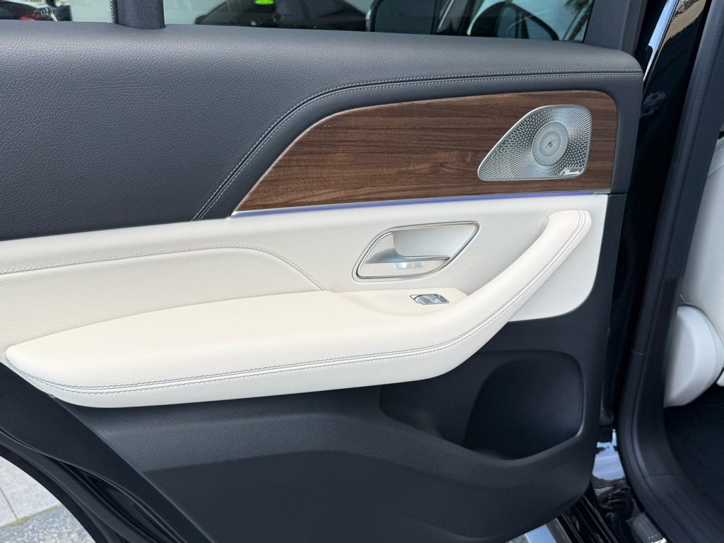 New 2026 Mercedes-Benz GLE 580 4MATIC image 23