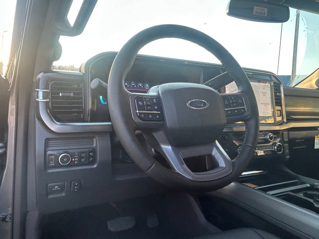 New 2026 Ford F250 Lariat w/ Black Appearance Package AWD/4WD image 35