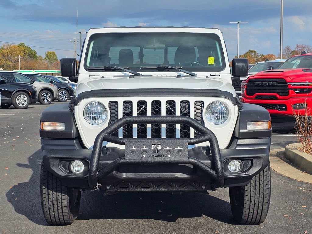 Used 2020 Jeep Gladiator Sport w/ Quick Order Package 24S image 3