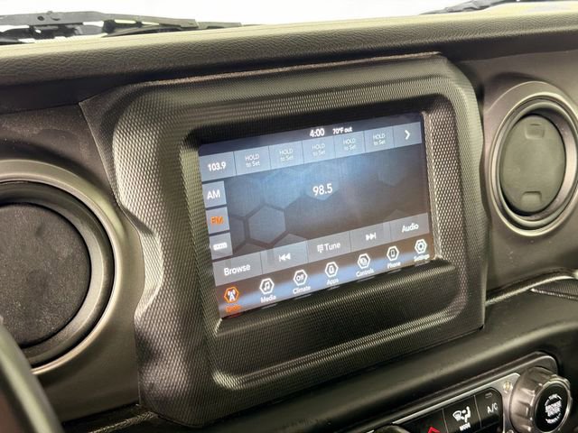 Used 2021 Jeep Wrangler Willys image 14