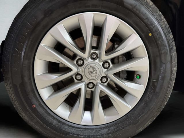 Used 2019 Lexus GX 460 Premium AWD/4WD image 34