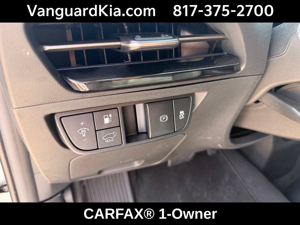 Certified 2025 Kia EV6 Wind RWD image 16